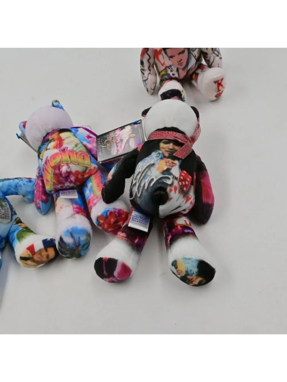 Gallery Treasures this collectible